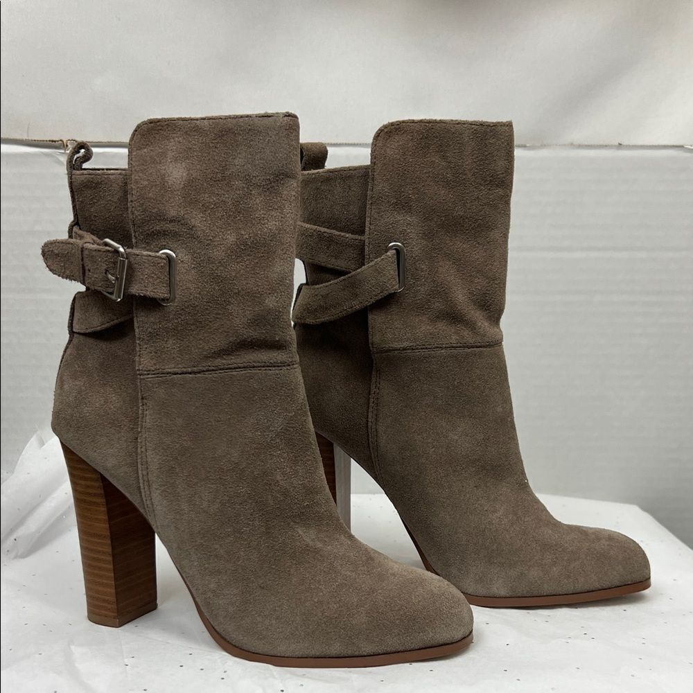 Dolce Vita Taupe suede boots high stacked heel EUC size 9.5M